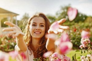 Tips to Transition Your Skincare from Spring to Summer